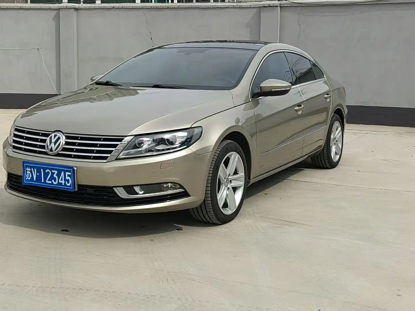 VOLKSWAGEN FAW - VOLKSWAGEN CC 2015