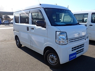 NISSAN CLIPPER VAN