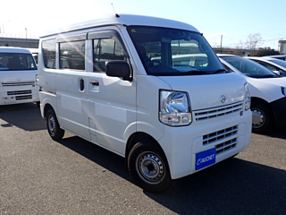 NISSAN CLIPPER VAN
