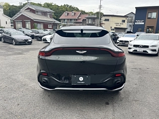 Заказать ASTON MARTIN DBX