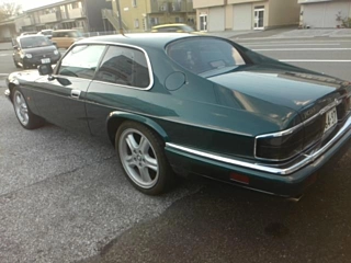 Заказать JAGUAR XJ SERIES