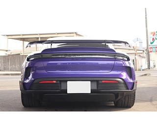 Заказать PORSCHE TAYCAN