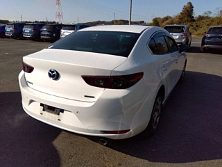 Заказать MAZDA MAZDA3
