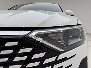 Заказать JETTA VS7