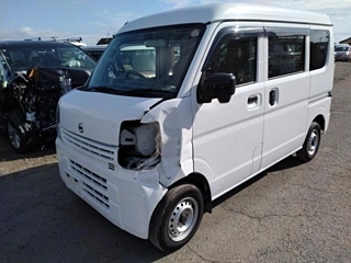 NISSAN CLIPPER VAN