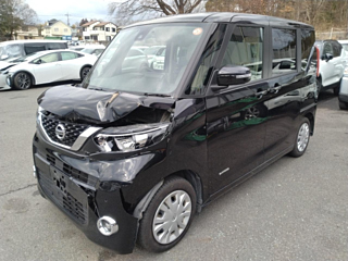 NISSAN ROOX