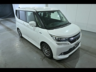 MITSUBISHI DELICA D2