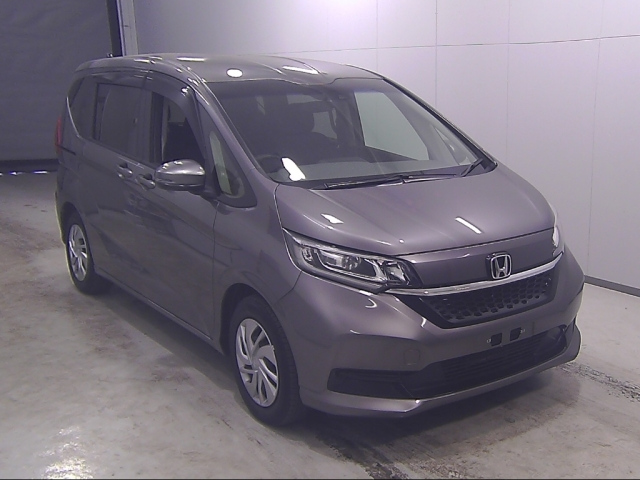 HONDA FREED 2023