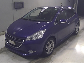 Заказать PEUGEOT 208