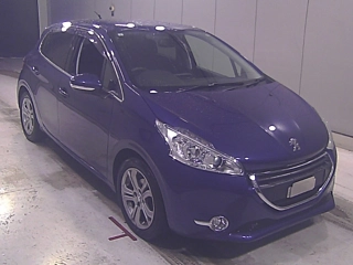 Заказать PEUGEOT 208