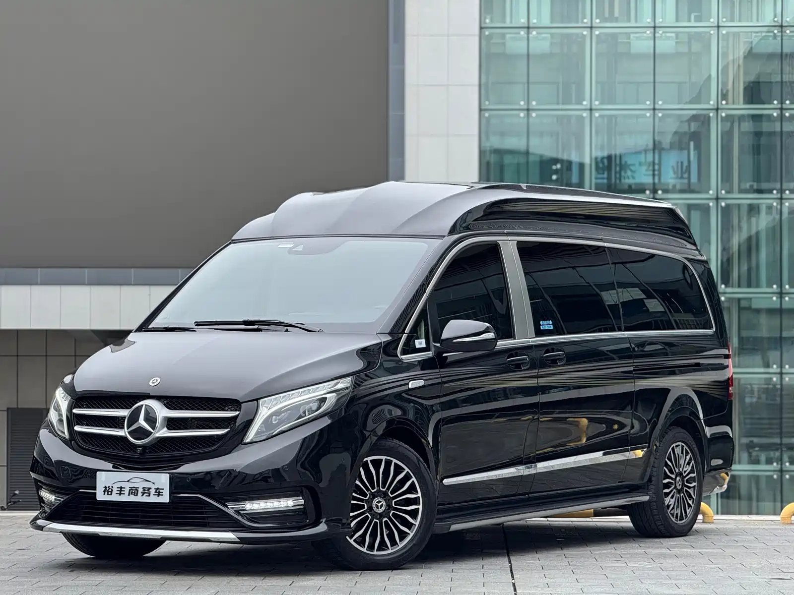MERCEDES-BENZ V-CLASS 2023