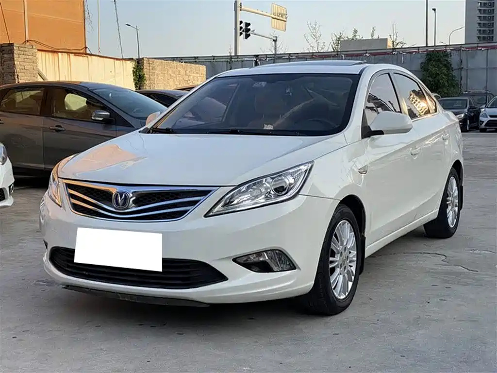 CHANGAN EADO 2013
