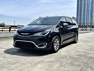 Заказать CHRYSLER PACIFICA PHEV IMPORT