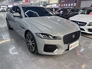 Заказать JAGUAR XFL