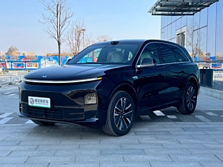 Заказать LI AUTO L6