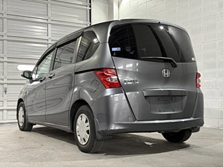 Заказать HONDA FREED