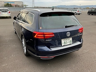 Заказать VOLKSWAGEN PASSAT VARIANT