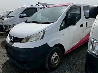 Заказать NISSAN NV200