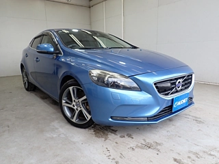 Заказать VOLVO V40