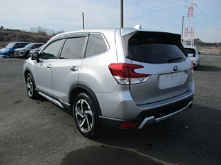 Заказать SUBARU FORESTER