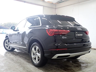 Заказать AUDI Q3