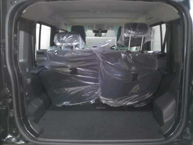 SUZUKI JIMNY NOMADE 2025