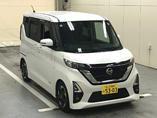 NISSAN ROOX