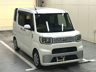 TOYOTA PIXIS MEGA