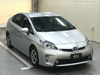 TOYOTA PRIUS PHV