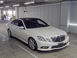 MERCEDES BENZ E CLASS