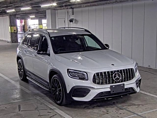 MERCEDES BENZ GLB