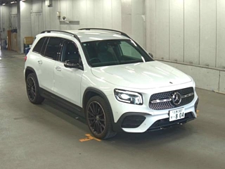 MERCEDES BENZ GLB