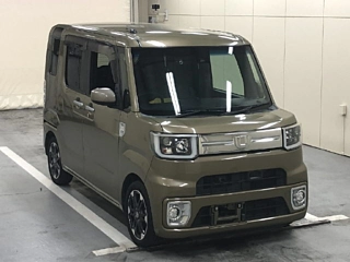 DAIHATSU WAKE