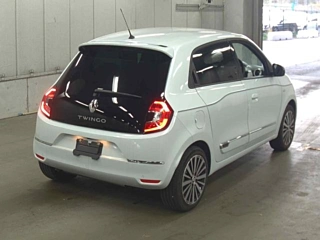 Заказать RENAULT TWINGO