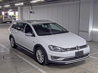 VOLKSWAGEN GOLF ALLTRACK