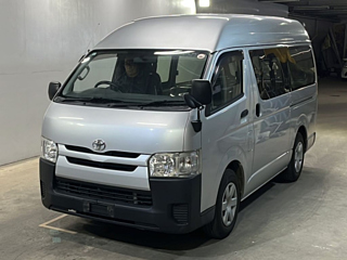 TOYOTA REGIUS ACE VAN