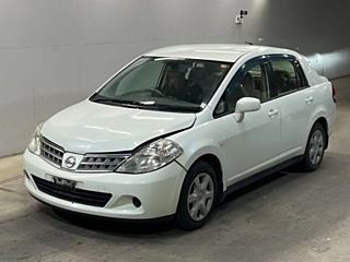 NISSAN TIIDA LATIO