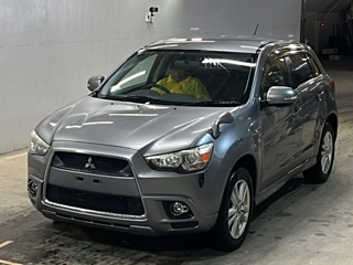 MITSUBISHI RVR
