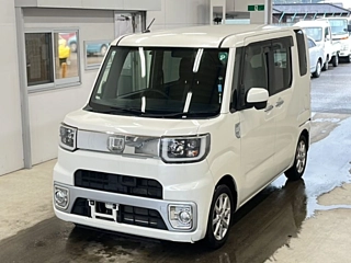 DAIHATSU WAKE