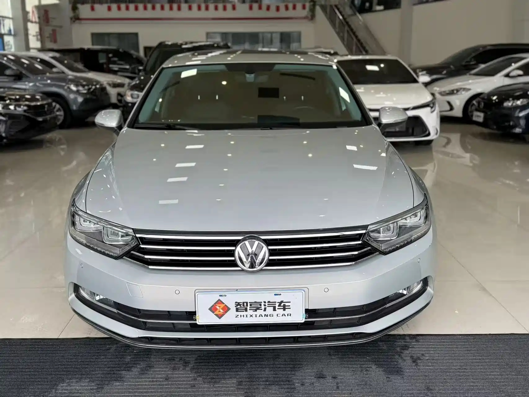 VOLKSWAGEN MAGOTAN 2020