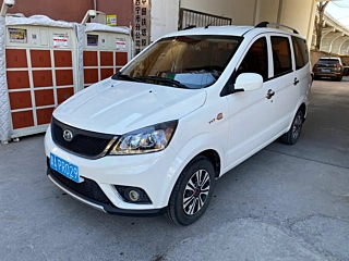 Заказать BAIC CHANGHE M50S