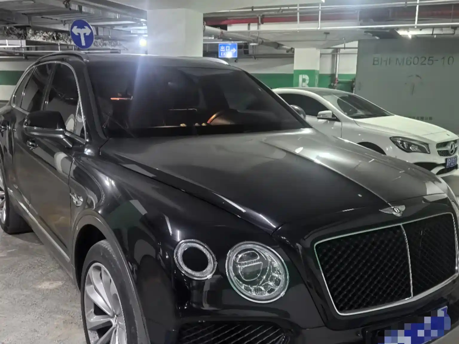 BENTLEY BENTAYGA 2019