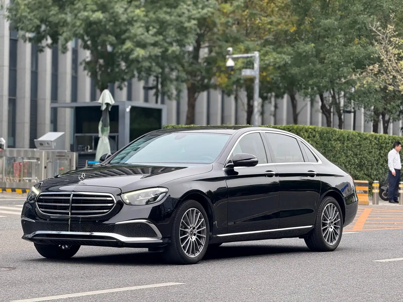MERCEDES-BENZ E-CLASS 2022