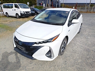 TOYOTA PRIUS PHV