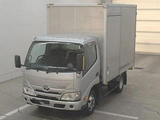TOYOTA DYNA