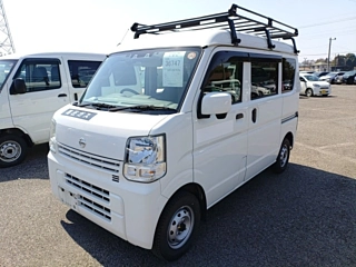 NISSAN CLIPPER VAN