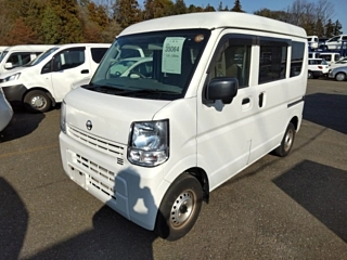 NISSAN CLIPPER VAN