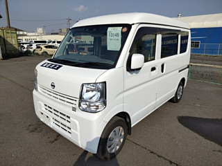 NISSAN CLIPPER VAN