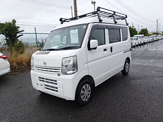 NISSAN CLIPPER VAN