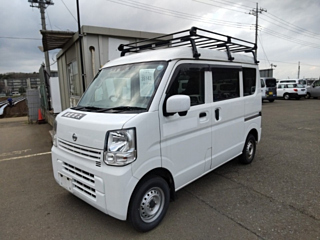 NISSAN CLIPPER VAN